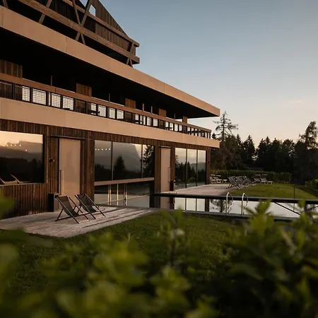 Green Luxury Hotel Pfoesl Hotel